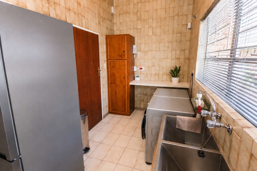 4 Bedroom Property for Sale in Heuwelsig Free State